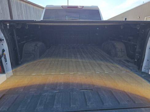 Used 2022 GMC Sierra 1500 Denali AWD/4WD image 9