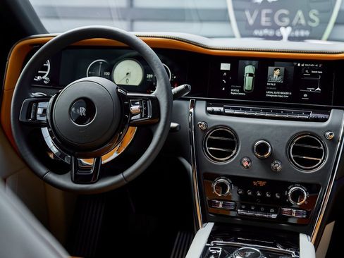 Used 2026 Rolls-Royce Cullinan image 58