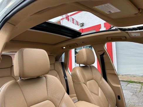 Used 2015 Porsche Macan S image 30