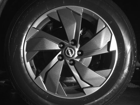 Used 2025 Nissan Rogue SV image 14