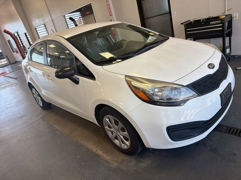 Used 2014 Kia Rio LX w/ Power Package FWD image 5