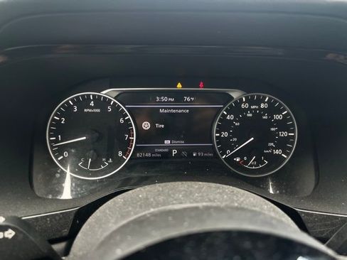 Used 2022 Nissan Pathfinder S image 10