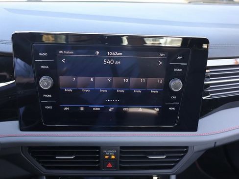 Certified 2025 Volkswagen Jetta GLI Autobahn image 20