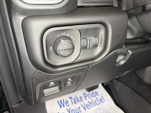 New 2026 RAM 1500 4x4 Crew Cab image 14