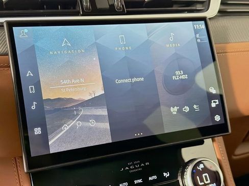 New 2026 Jaguar F-PACE SVR image 15