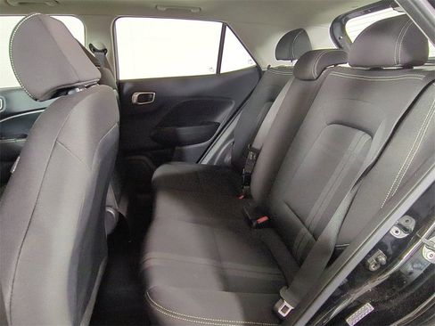 Used 2023 Hyundai Venue SEL w/ Cargo Package image 14