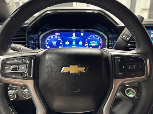 Used 2024 Chevrolet Silverado 2500 LT AWD/4WD image 14