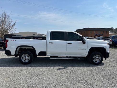 Used 2023 Chevrolet Silverado 2500 W/T w/ WT Convenience Package image 7