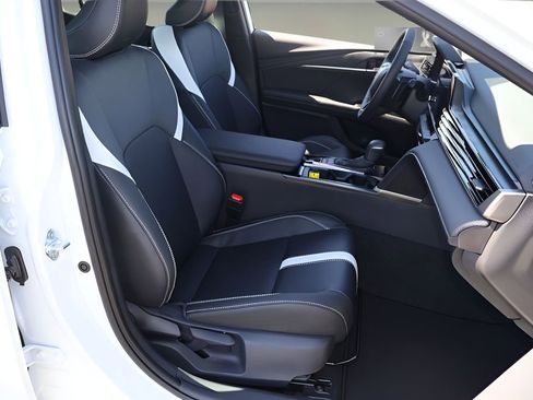 New 2026 Toyota Camry SE image 18