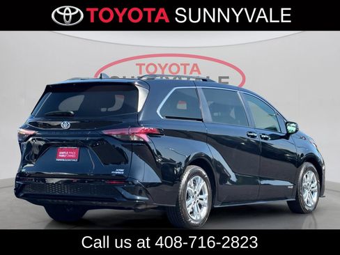 Certified 2021 Toyota Sienna XSE AWD/4WD image 4