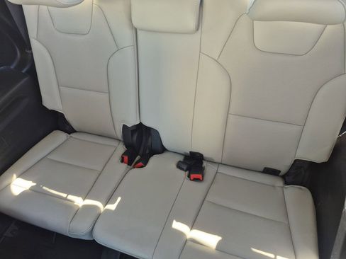 Used 2022 Kia Telluride SX image 16