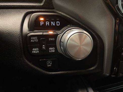 Used 2024 RAM 1500 Laramie AWD/4WD image 15