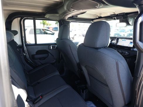 New 2026 Jeep Gladiator Sport image 16