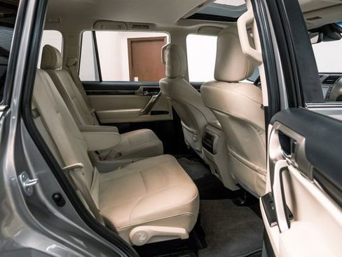Used 2021 Lexus GX 460 Premium image 32
