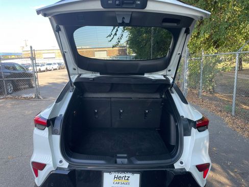 Used 2025 Buick Envista Sport Touring image 29