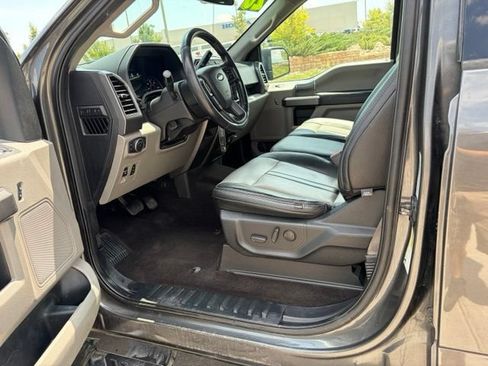 Used 2020 Ford F150 XLT w/ Equipment Group 302A Luxury AWD/4WD image 14