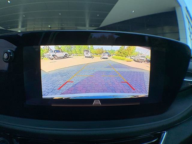 Used 2024 Buick Envista Sport Touring w/ Convenience I Package FWD image 17