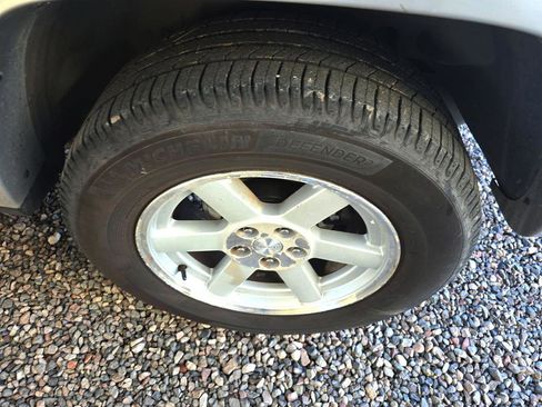 Used 2007 Jeep Liberty Limited image 39