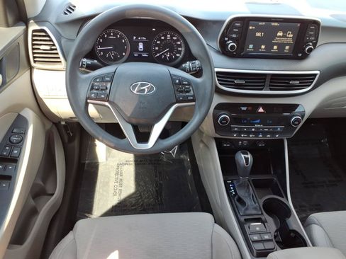 Used 2021 Hyundai Tucson SEL FWD image 16