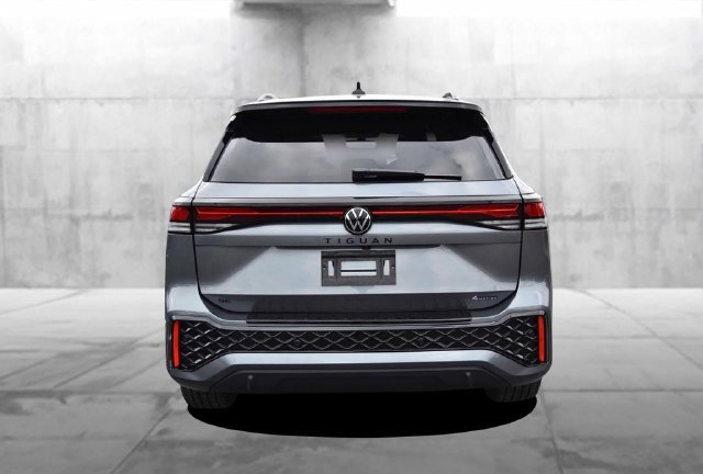 New 2026 Volkswagen Tiguan SE R-Line AWD/4WD image 6