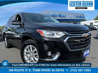 Used 2021 Chevrolet Traverse LT FWD video 1