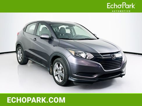 Used 2017 Honda HR-V LX image 1