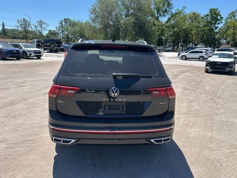 Used 2024 Volkswagen Tiguan SEL R-Line image 18