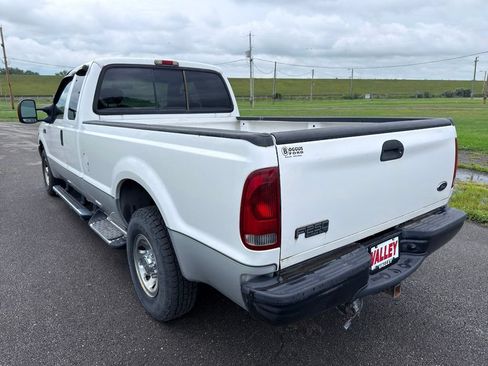 Used 2004 Ford F250 2WD SuperCab Super Duty image 9