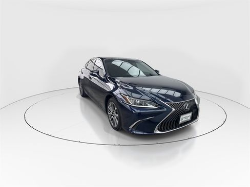 Used 2019 Lexus ES 350 image 2