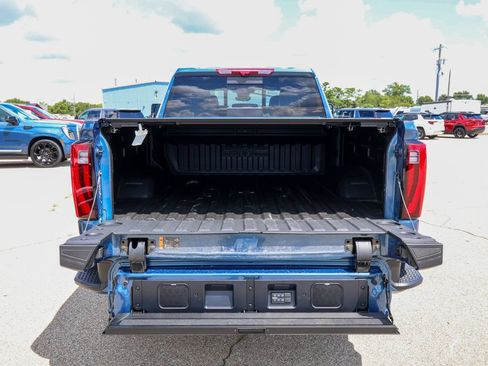 New 2026 GMC Sierra 2500 Denali Ultimate w/ Max Trailering Package AWD/4WD image 7