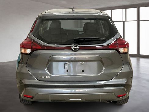 Used 2024 Nissan Kicks S image 4