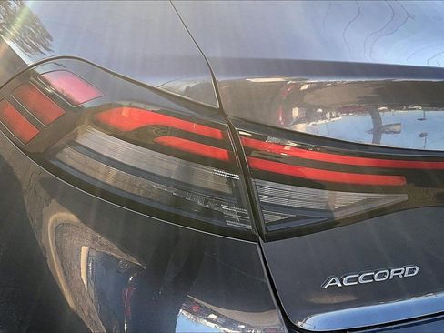 Used 2023 Honda Accord LX image 29