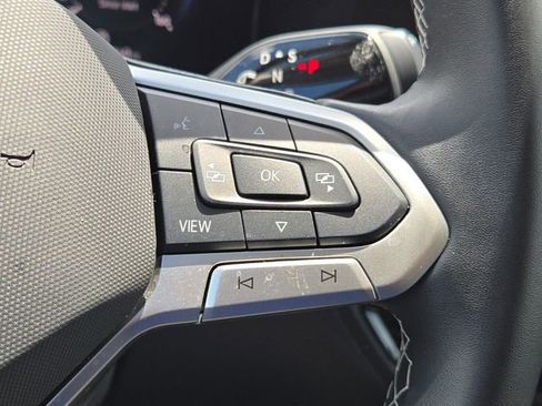 Certified 2025 Volkswagen Tiguan S FWD image 22