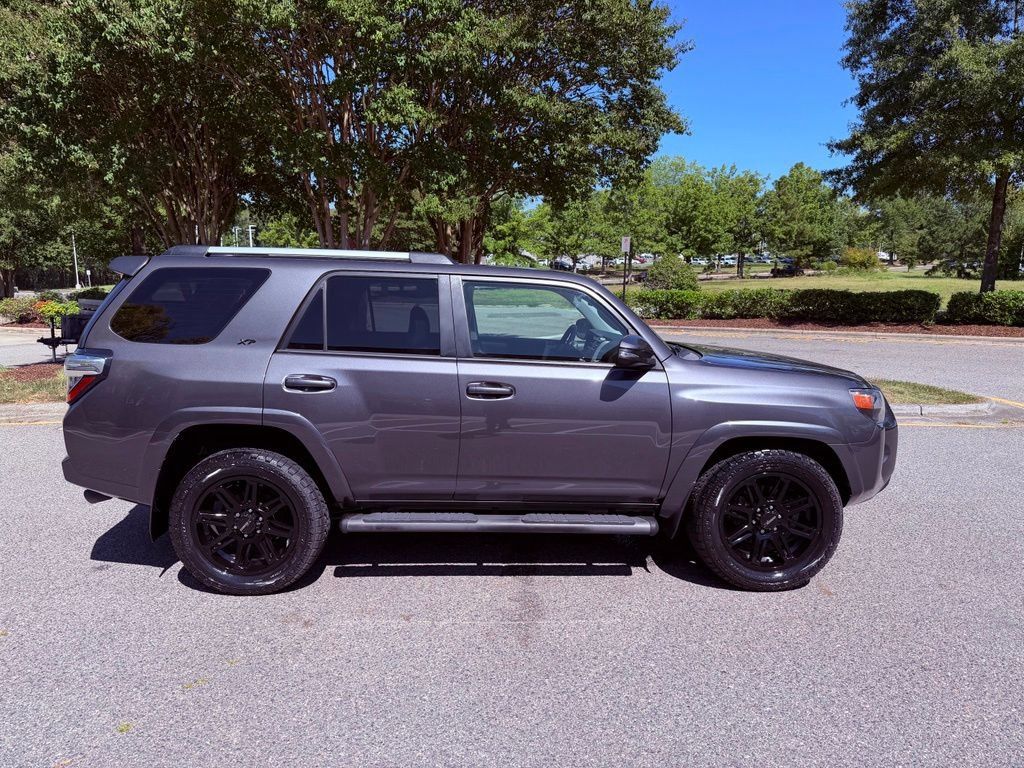 Used 2021 Toyota 4Runner SR5 Premium w/ Moonroof Package RWD image 14