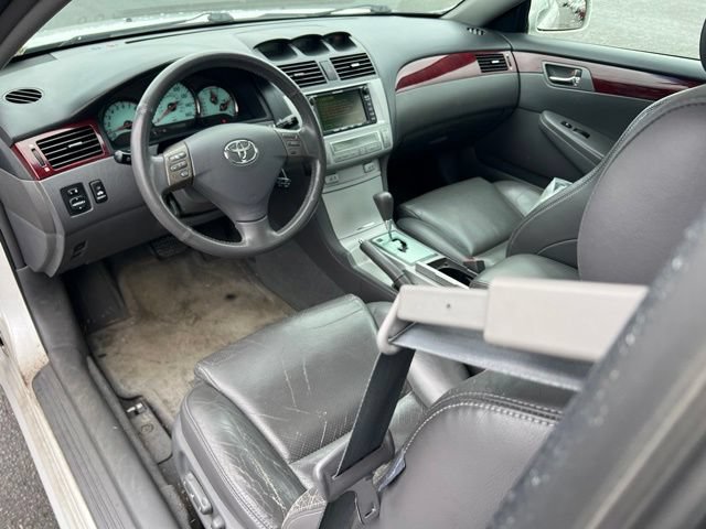 Used 2004 Toyota Solara SLE w/ Preferred Accessory Pkg FWD image 9