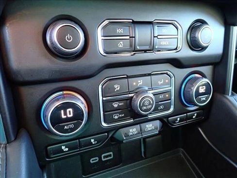 Used 2023 Chevrolet Tahoe LT image 21