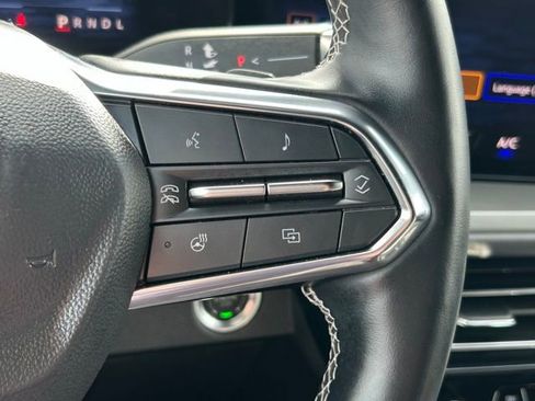 Certified 2025 Chevrolet Traverse LT image 23