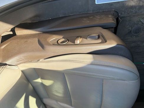 Used 2021 GMC Yukon SLT w/ SLT Premium Package image 8