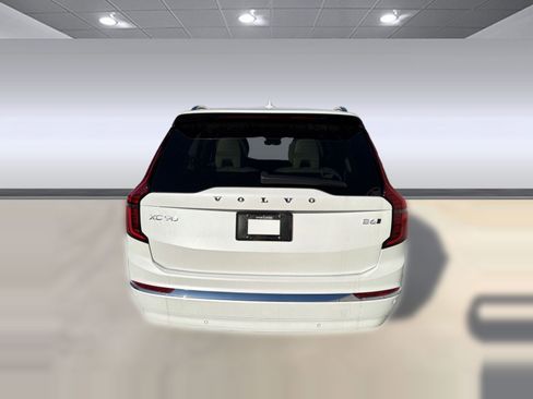 New 2026 Volvo XC90 B6 Ultra w/ Protection Package AWD/4WD image 10