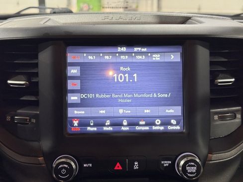 Used 2021 RAM 3500 Tradesman w/ Chrome Appearance Group image 13