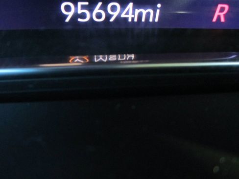 Used 2021 GMC Yukon Denali w/ Denali Premium Package image 37