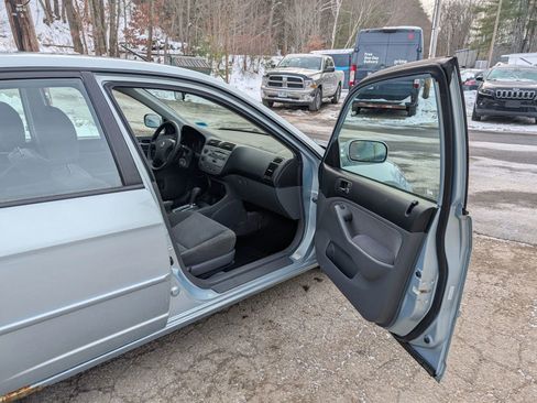Used 2005 Honda Civic Hybrid Sedan image 14