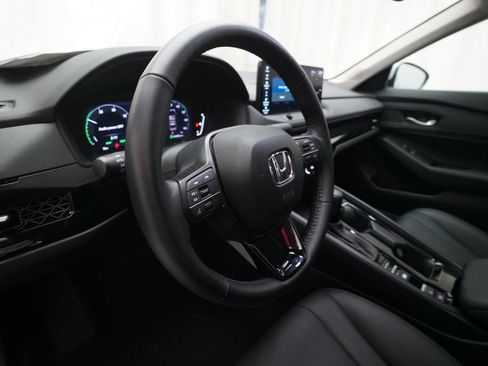 Used 2024 Honda Accord EX-L image 8