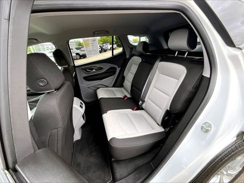 Used 2023 GMC Terrain SLE w/ Driver Convenience Package AWD/4WD image 15