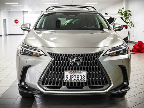 Certified 2025 Lexus NX 350 AWD w/ Accessory Package (2T) image 4