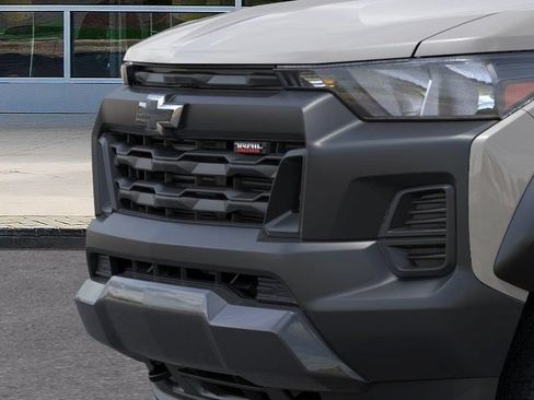 New 2026 Chevrolet Colorado Trail Boss AWD/4WD image 13