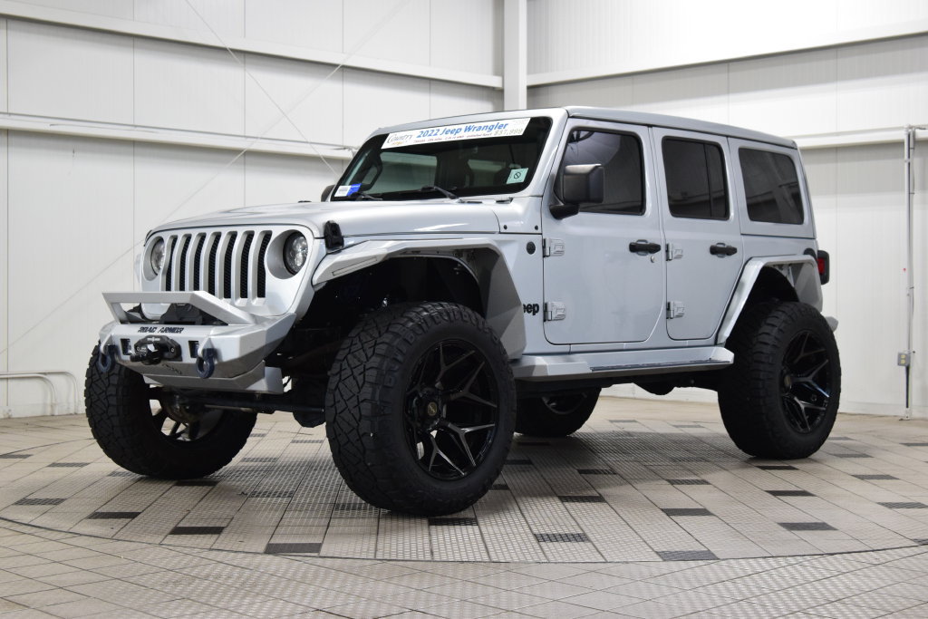 Used 2022 Jeep Wrangler Unlimited Sport w/ Sun And Sound Package AWD/4WD image 3