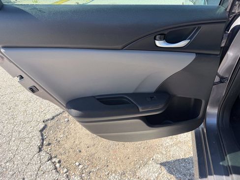 Used 2018 Honda Civic EX image 15