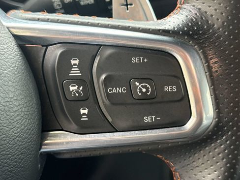 Used 2022 Jeep Wrangler Unlimited Rubicon AWD/4WD image 29
