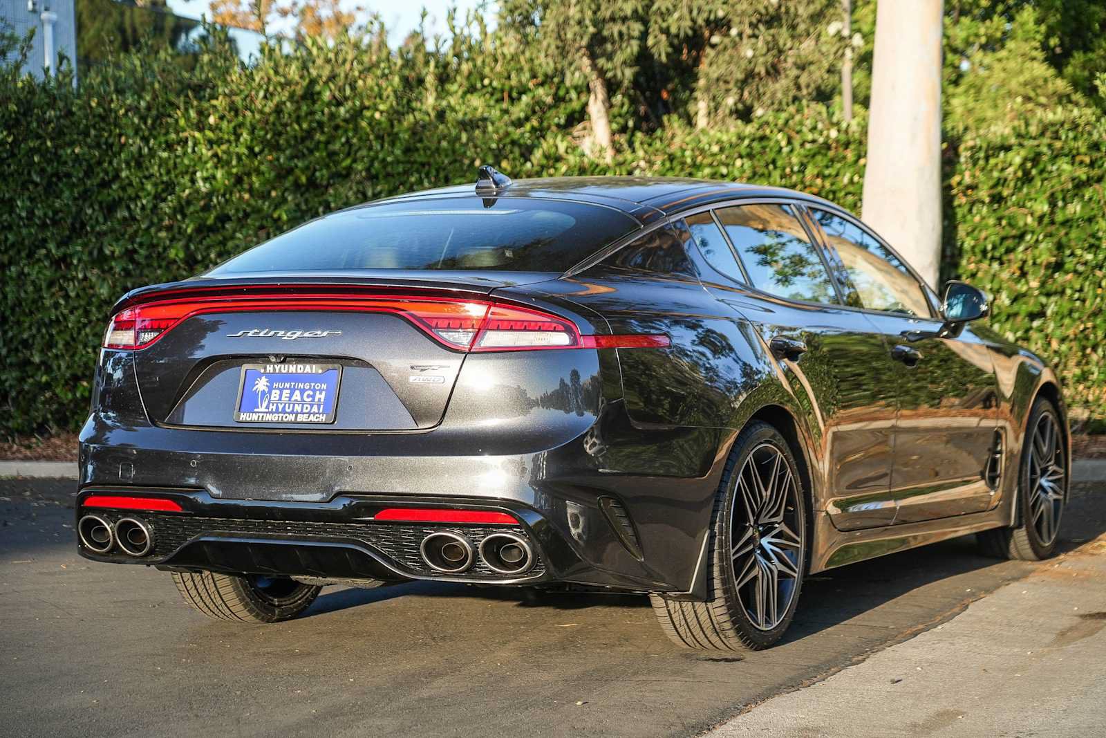 Used 2022 Kia Stinger GT1 AWD/4WD image 5